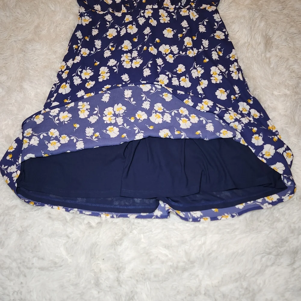 Collective Concepts Blue Floral Balloon Sleeve Dress